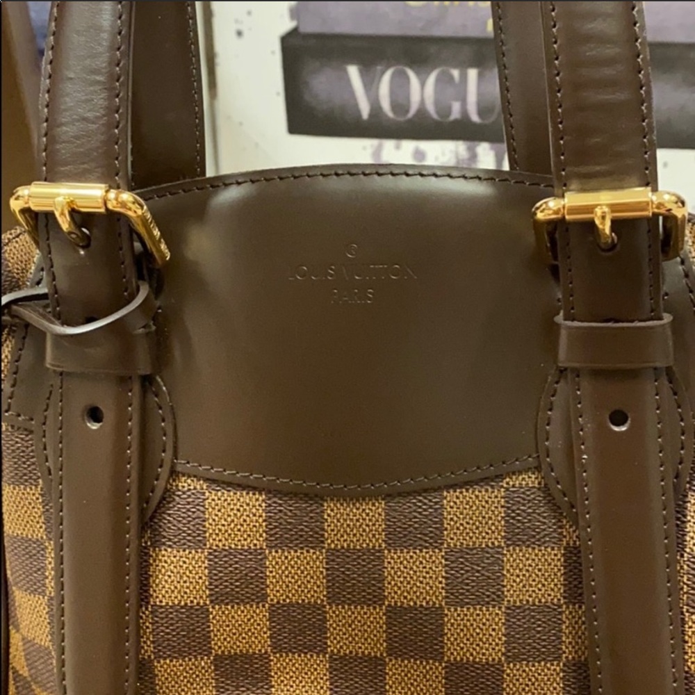 Louis Vuitton - Picture 6 of 6